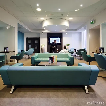 Готель Novotel Leeds Centre