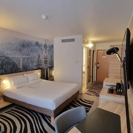Novotel Leeds Centre Otel 4*