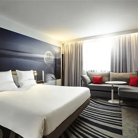 Hotel Novotel Centre 4*