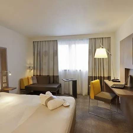 Novotel Centre 4*
