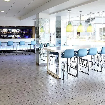 Novotel Leeds Centre 4*