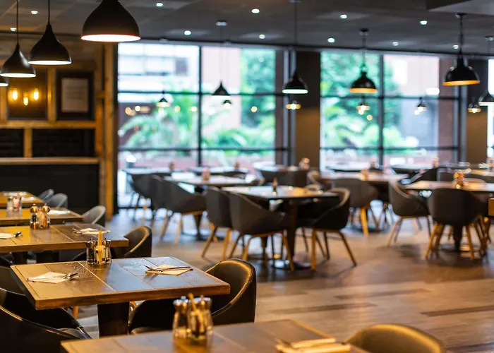 诺富特利兹中心酒店 酒店 4*