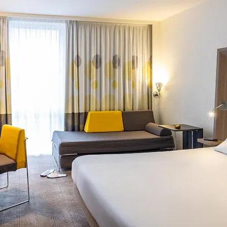 Novotel Centre Лидс