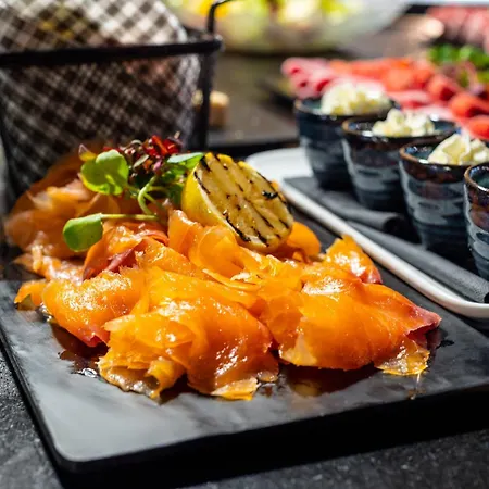 Novotel Centre Лидс