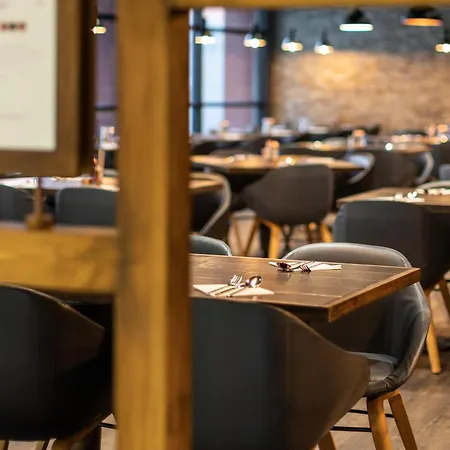 Novotel Centre Лидс