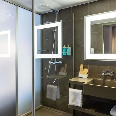 Novotel Centre Отель 4*