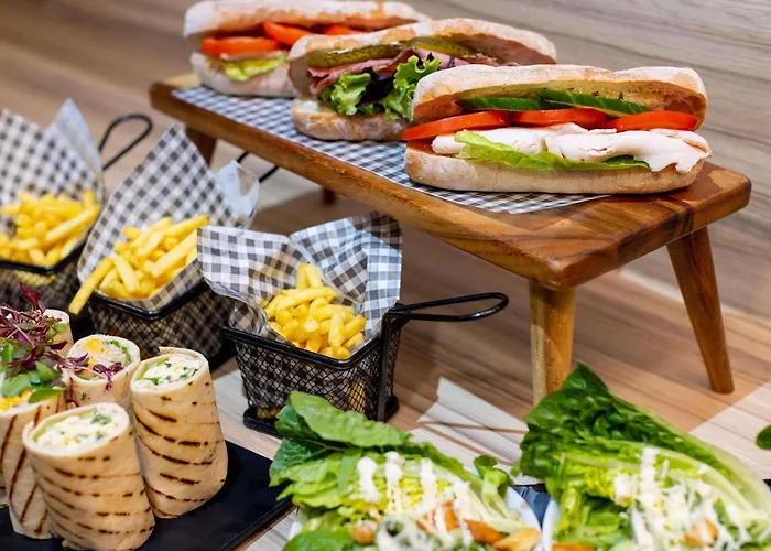 Novotel Centre Hotel 4*