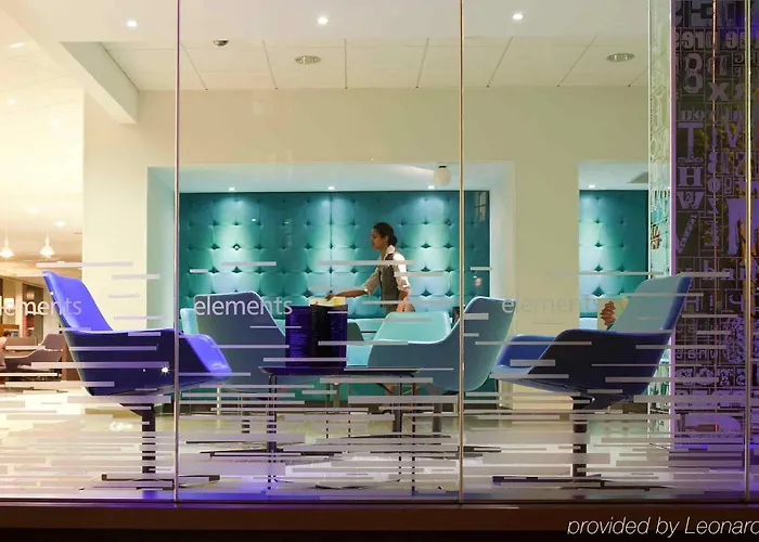 Novotel Centre Hotel 4*